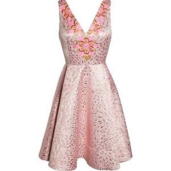 SOLD! ⬇️FINAL MARKDOWN‼️NWT! Lilly Pulitzer Elanie - Picture 2 of 3